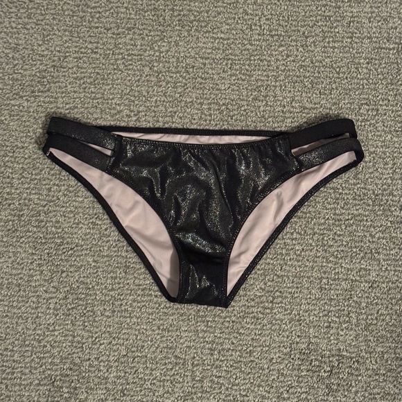 Shade & Shore Black shimmer Bikini Bottom - Picture 1 of 3